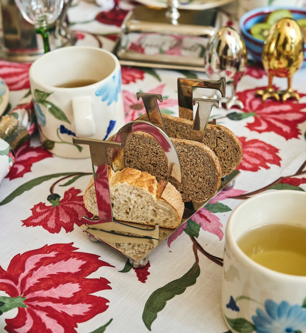 Love Toast Rack