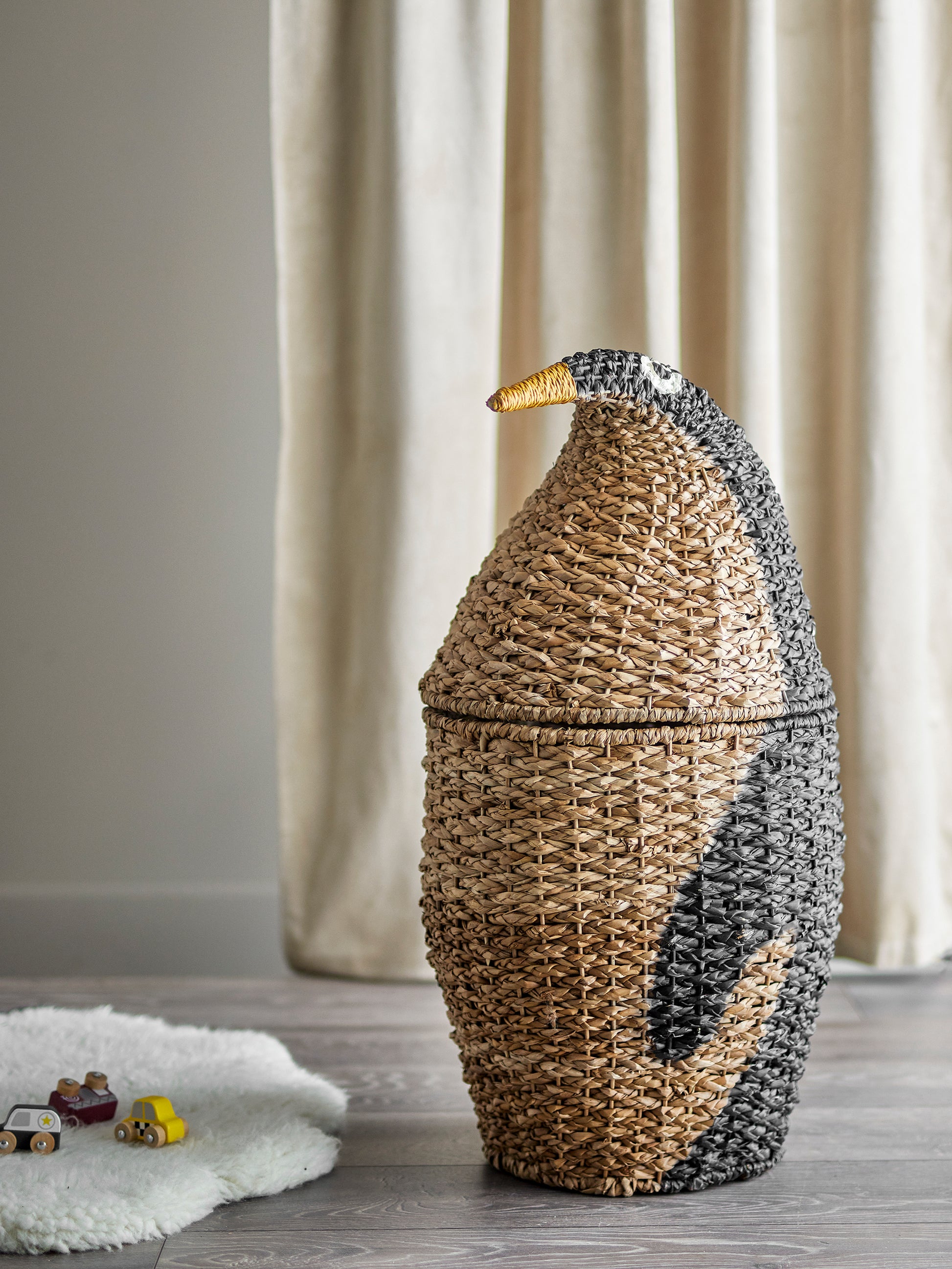Penguin Basket