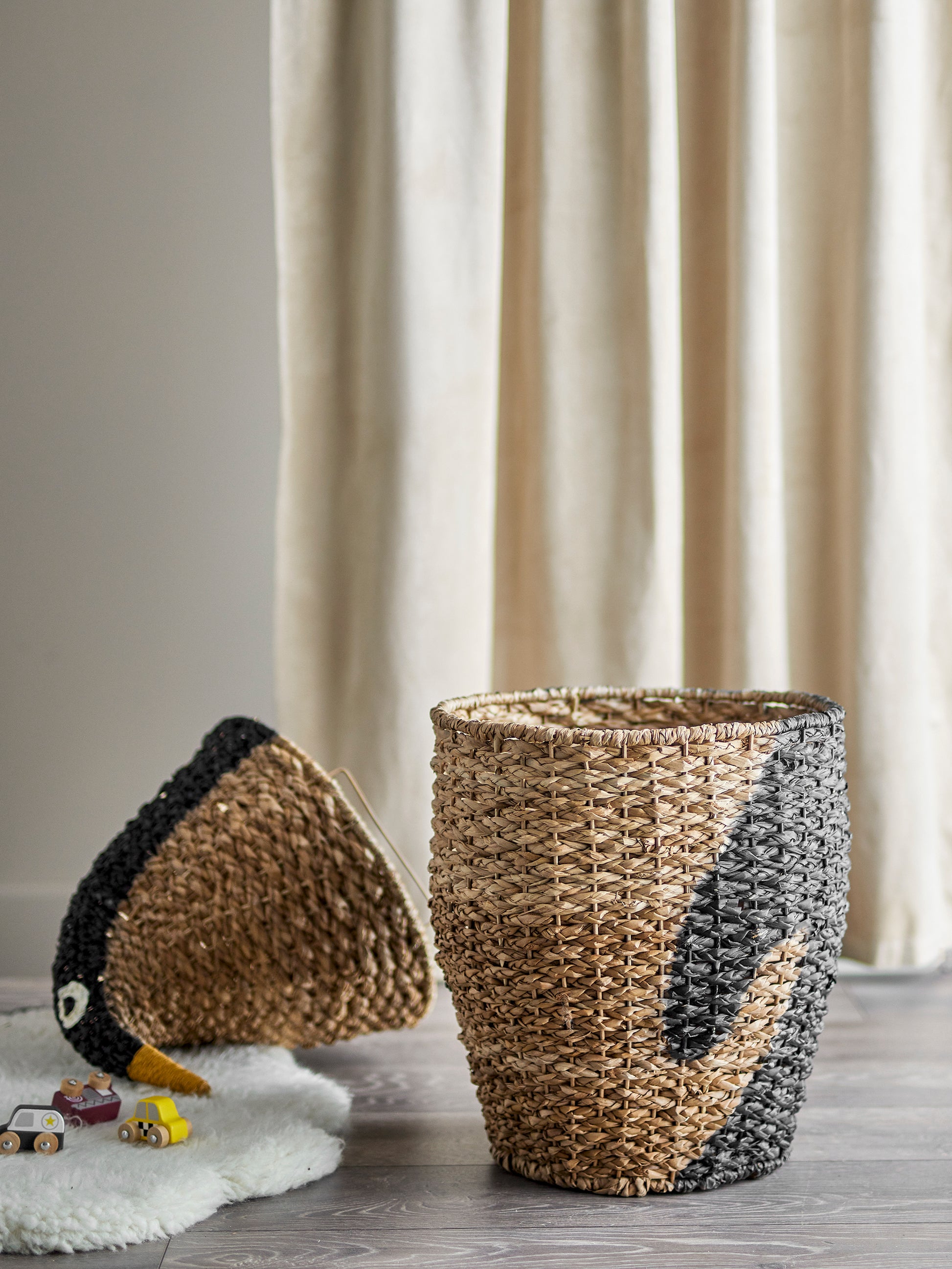 Penguin Basket