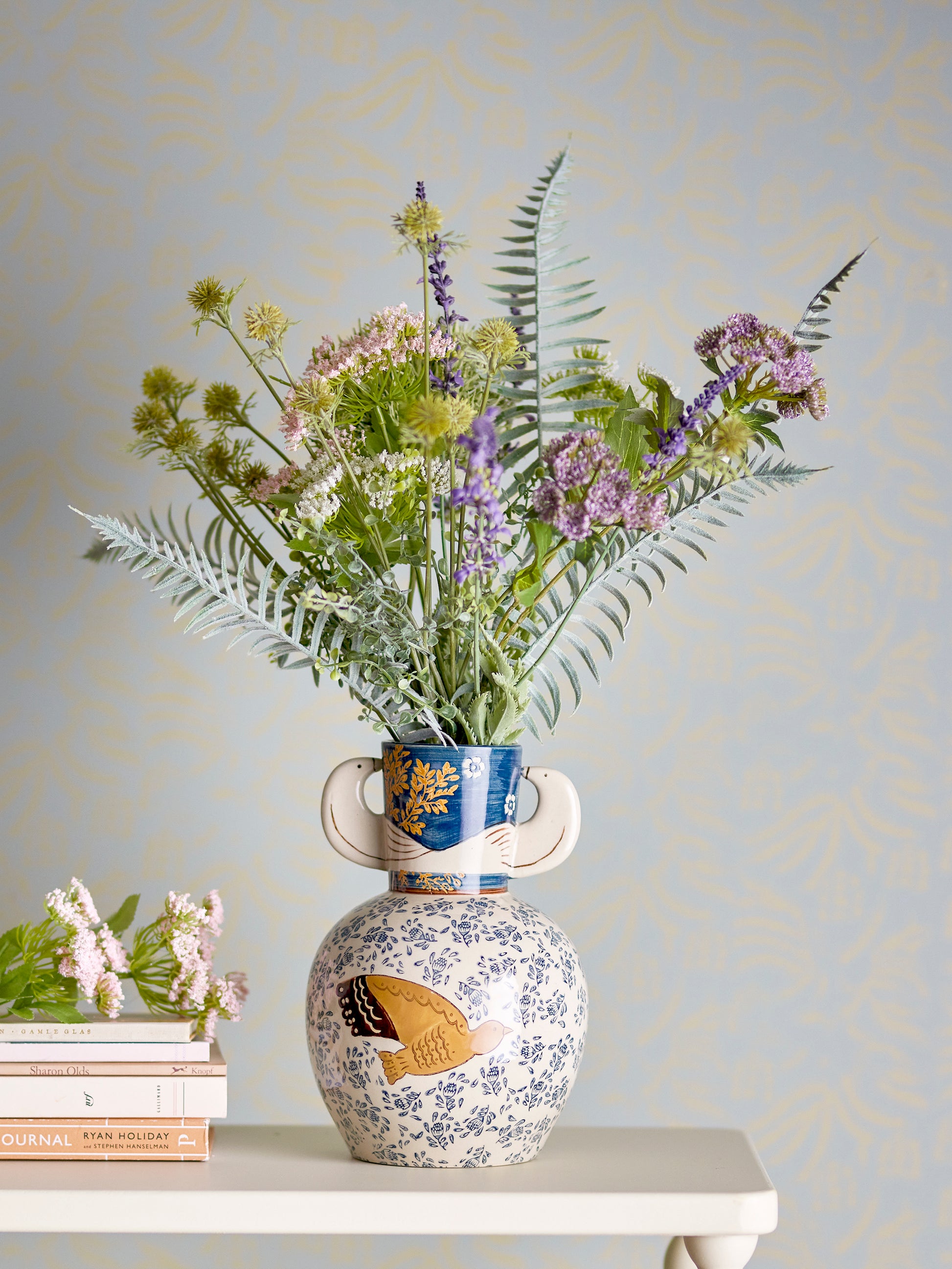 Hezha Vase