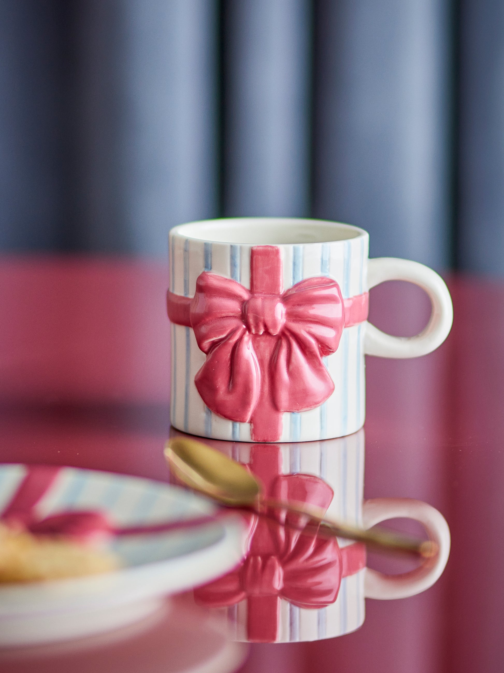 Bow Mug