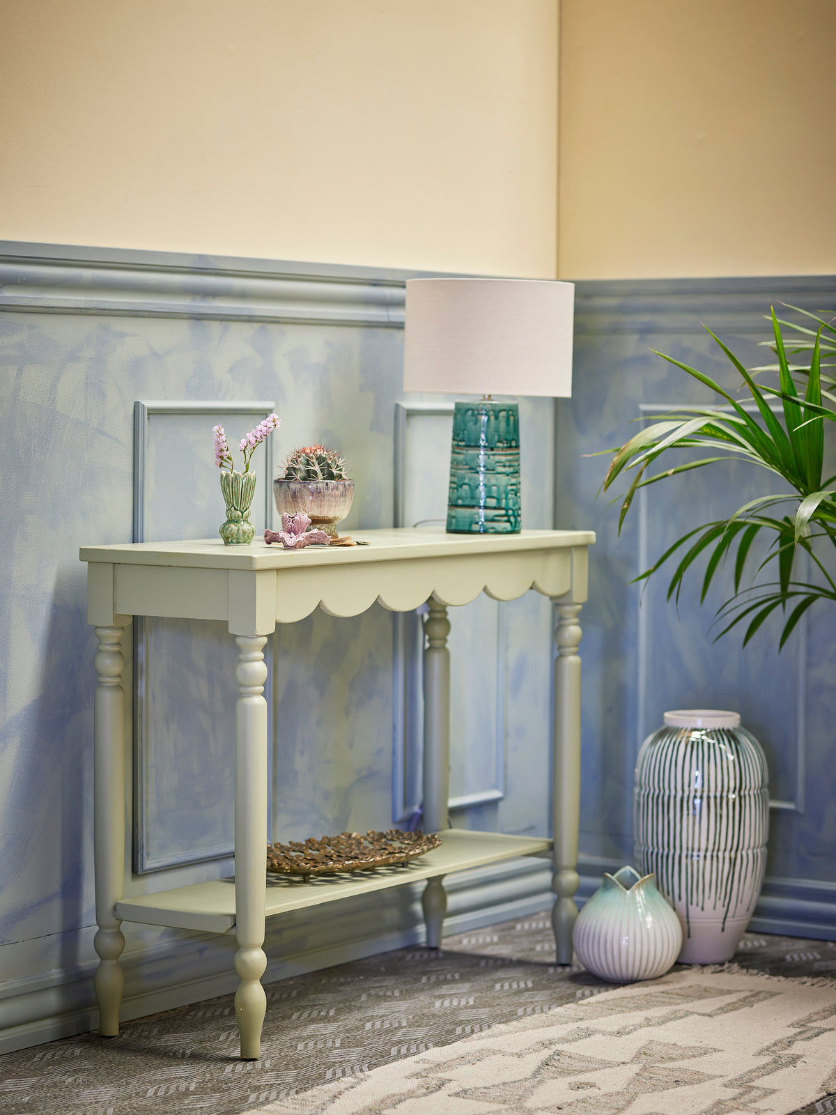 Salla Console Table