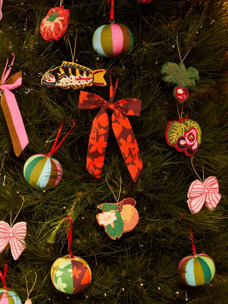 Raddish Ornament