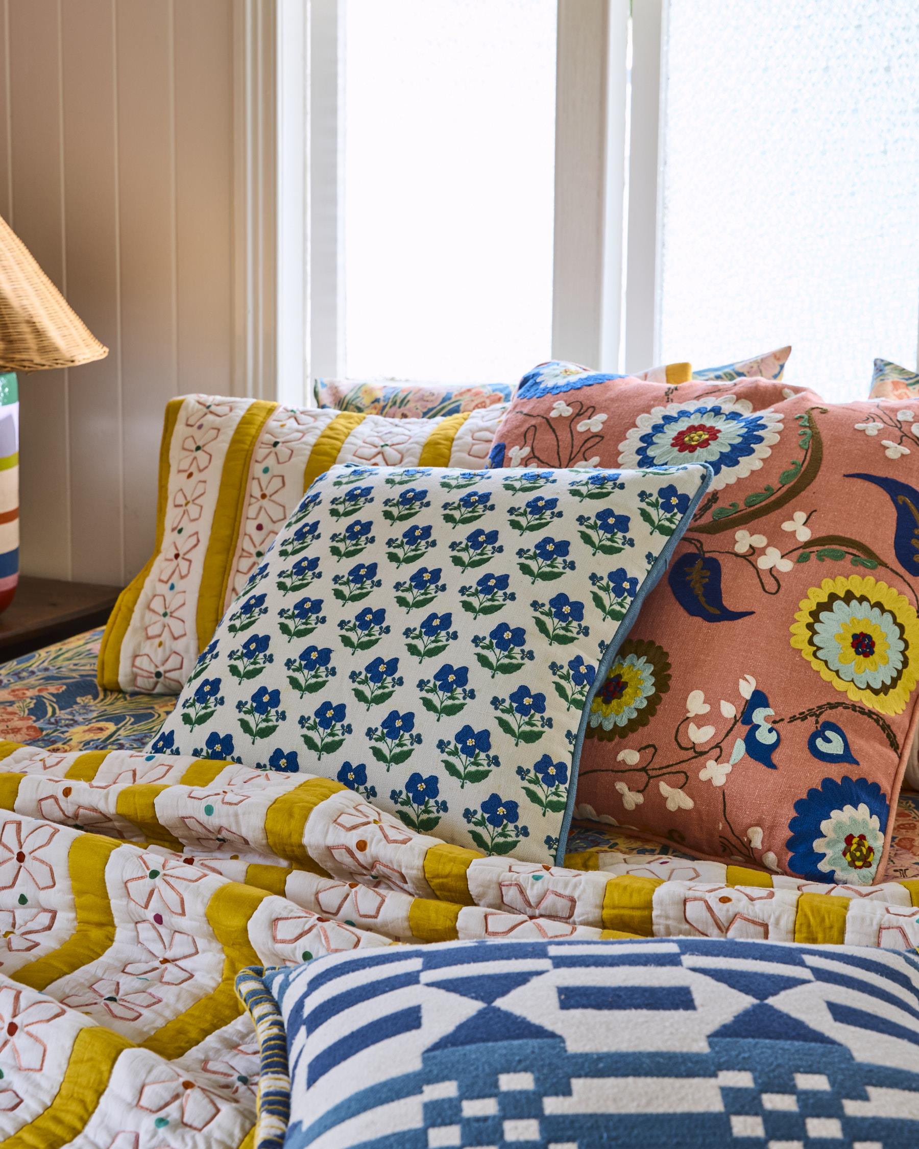 Isabelle Cushion
