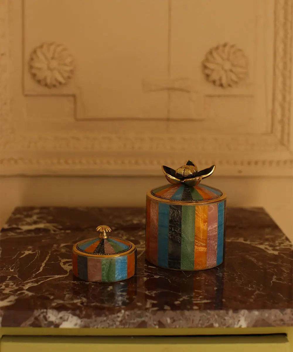 Liv Circus Box