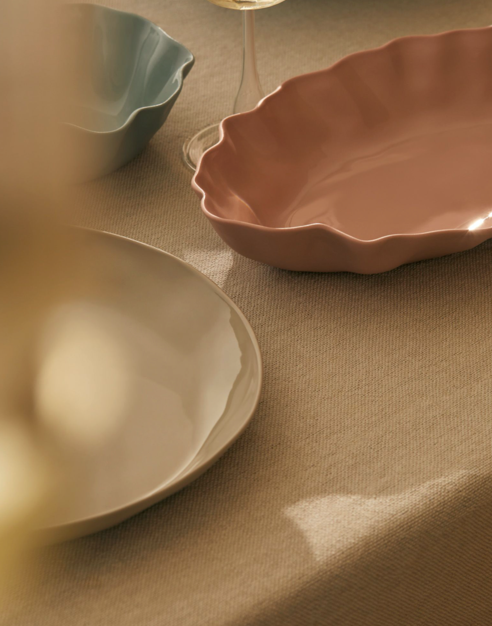 Ruffle Platter - Light Blue