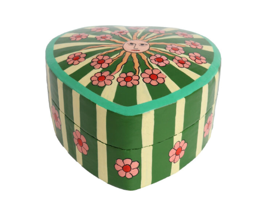Green Heart Box