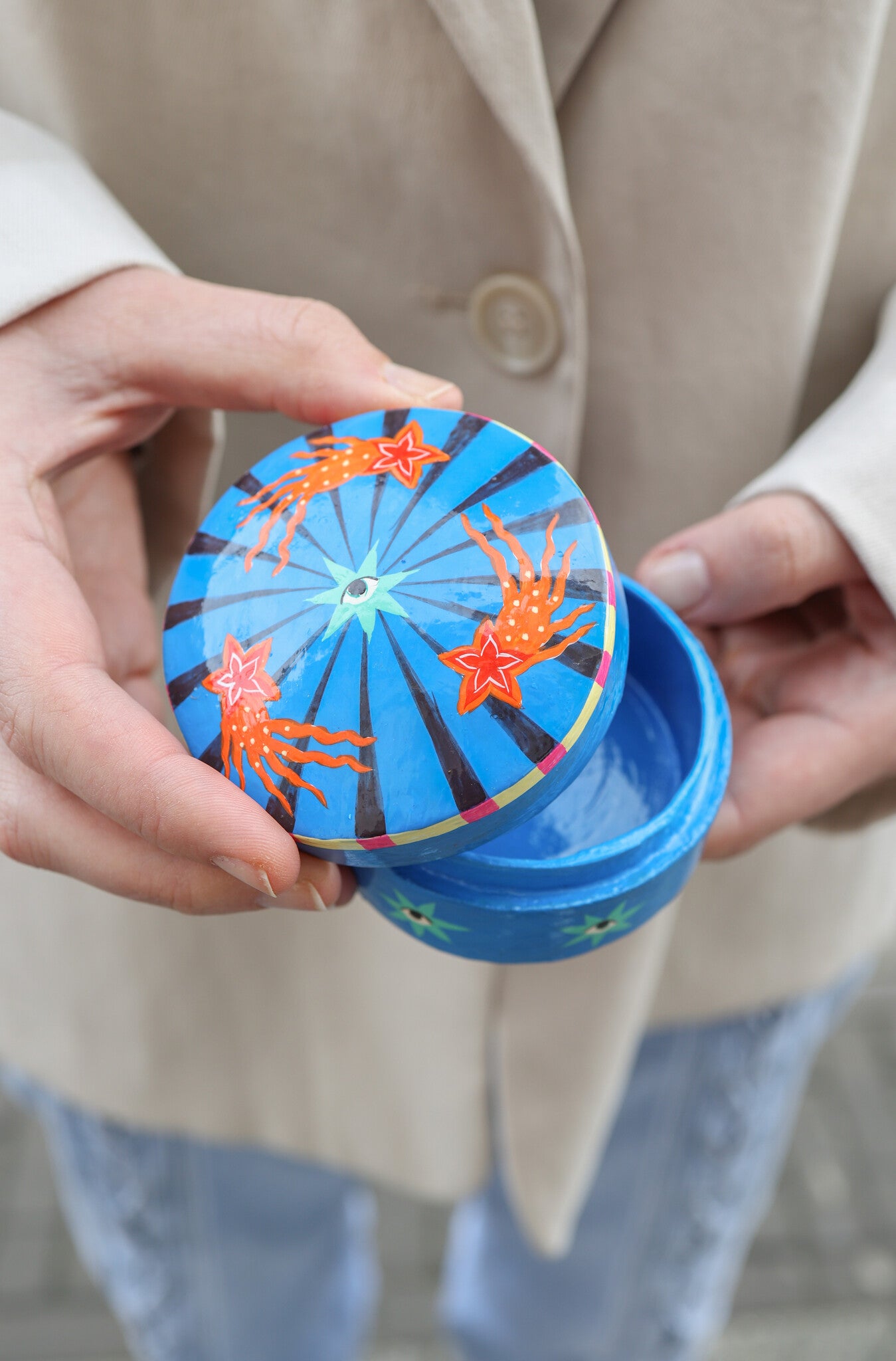 Blue Eyes & Stars Box