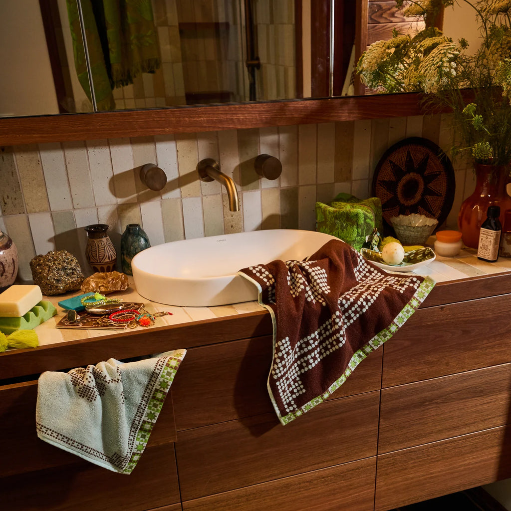 Bonny Hand Towel