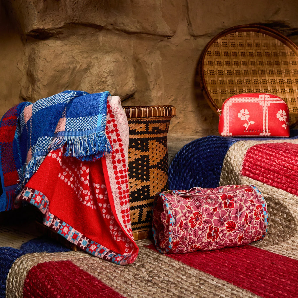 Poppy Round Wash Bag