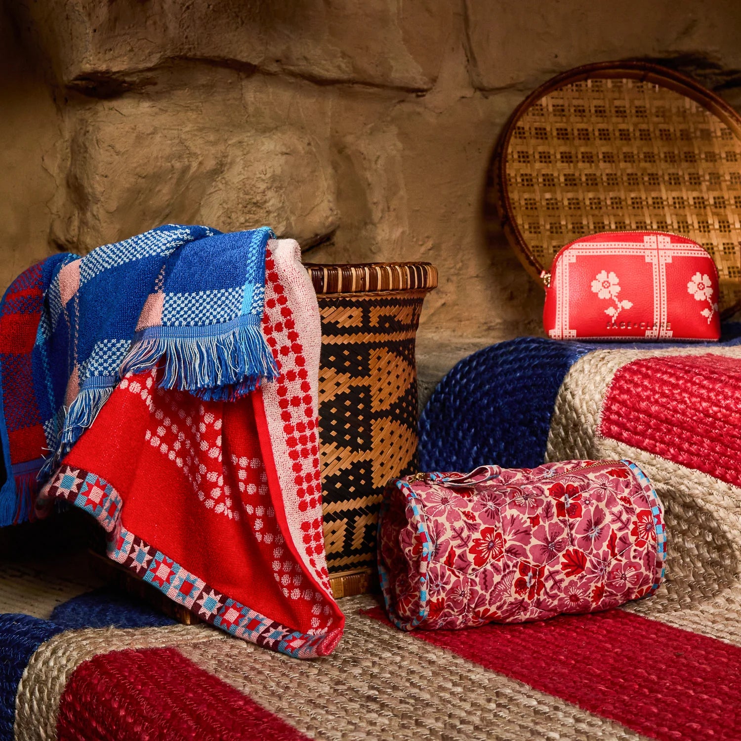 Poppy Round Wash Bag
