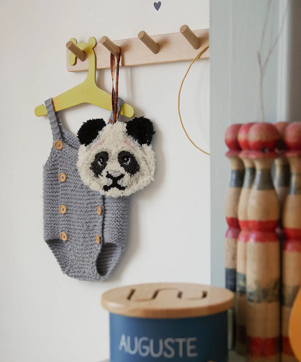 Panda Hanger