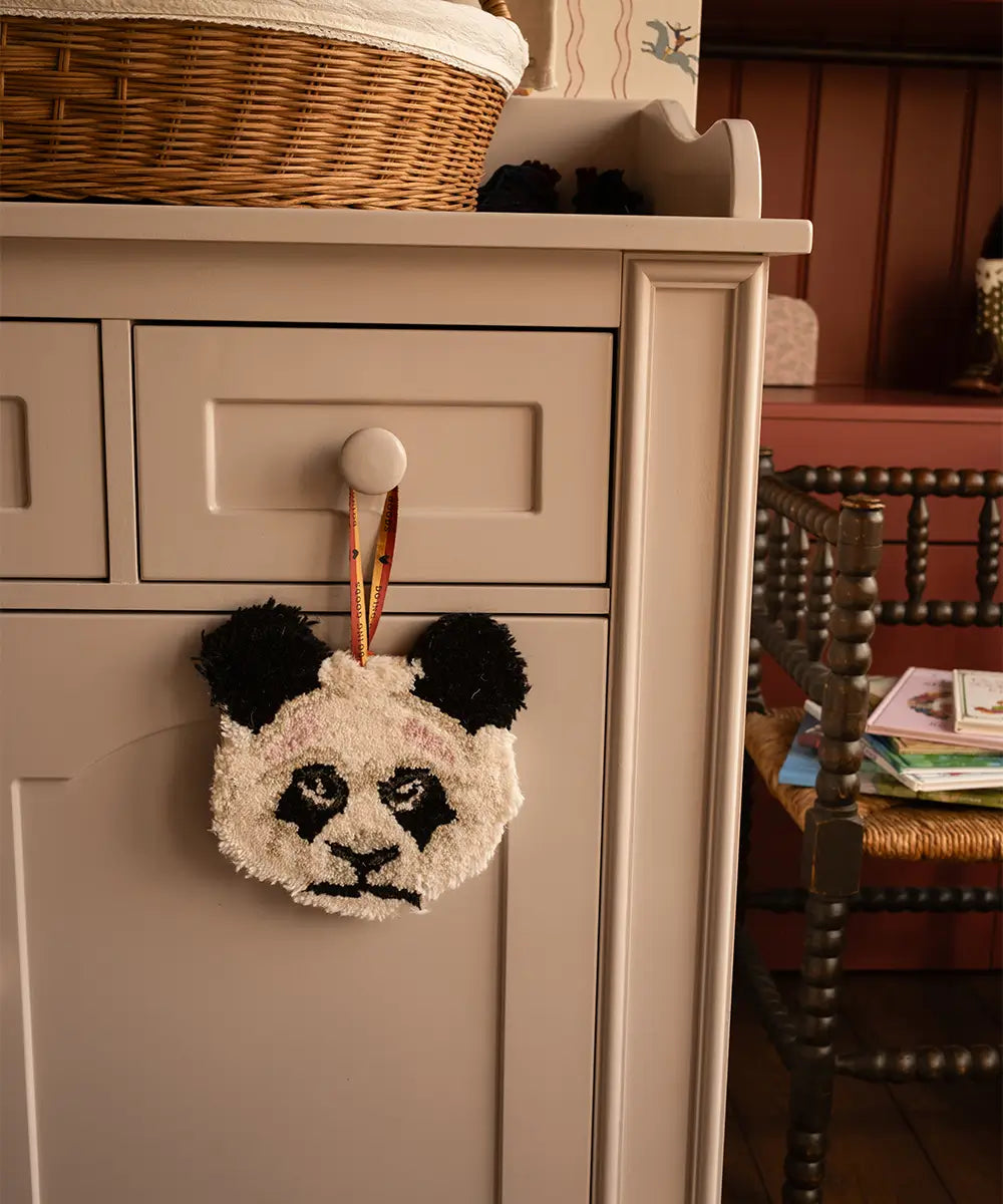 Panda Hanger
